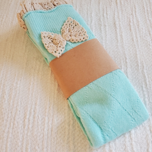 Bootie Socks With lace and Bow Aqua NWT - Picture 4 of 5